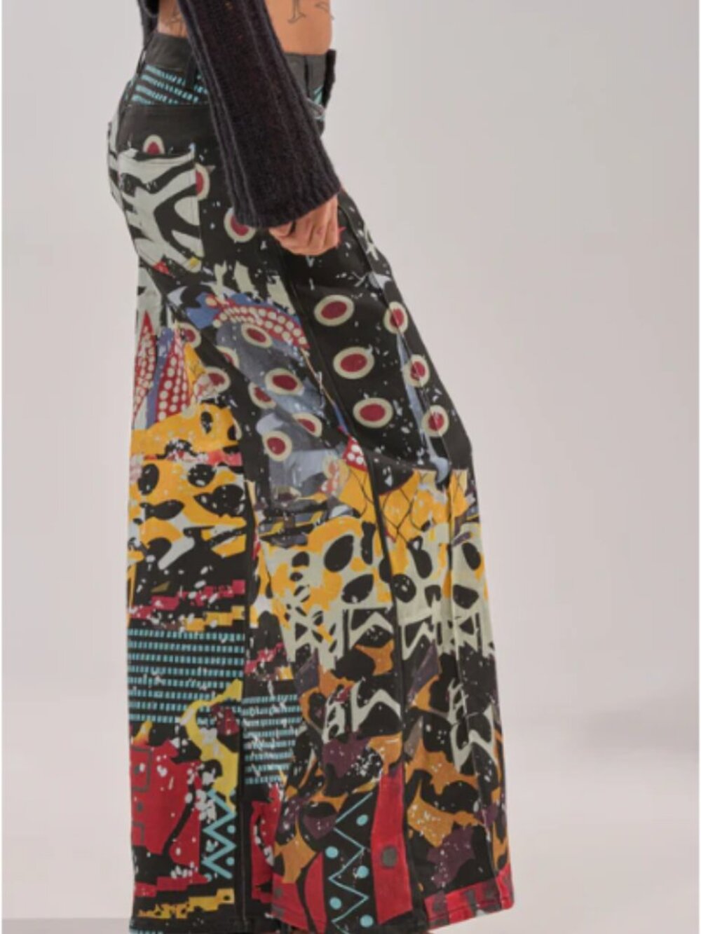 AKIRA SOMETHING DIFFERENT PRINTED BLACK WASH JEANS Size LL